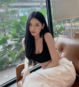 Set Bikini set đi biển 2 món Áo quây đính hồ điệp